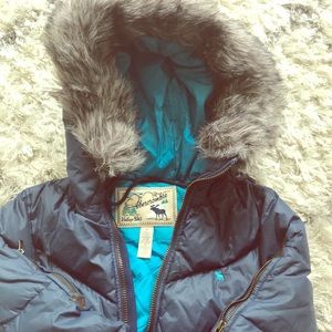 Abercrombie puffer coat navy